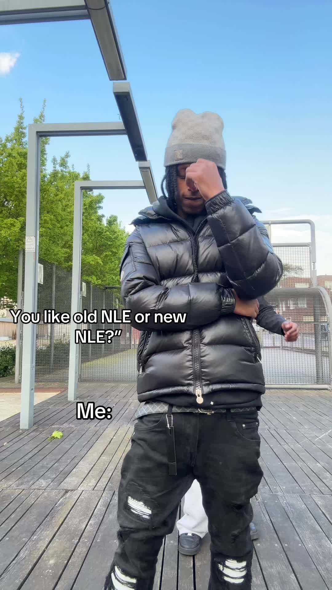 @Sdot B