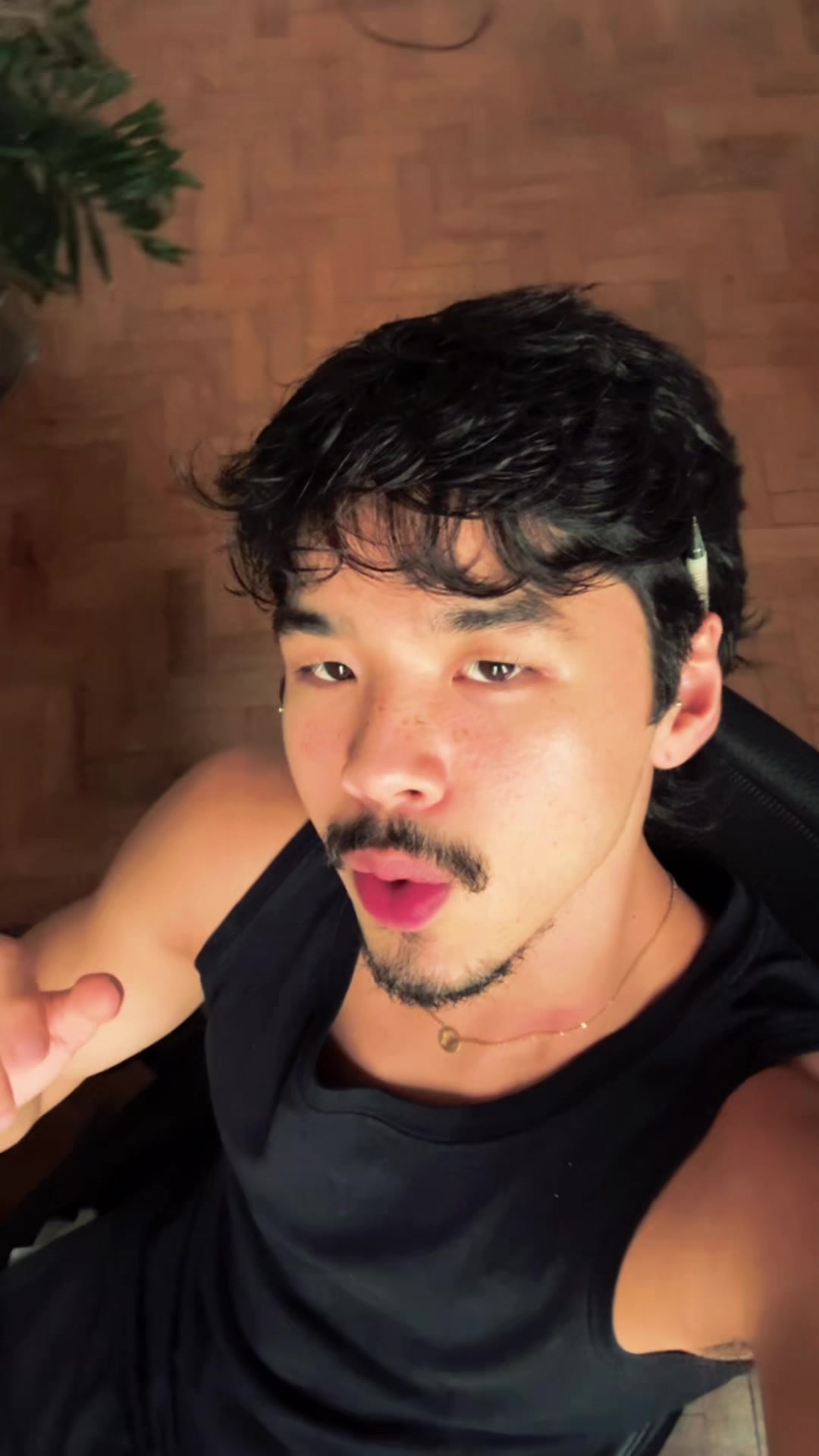 @Tai