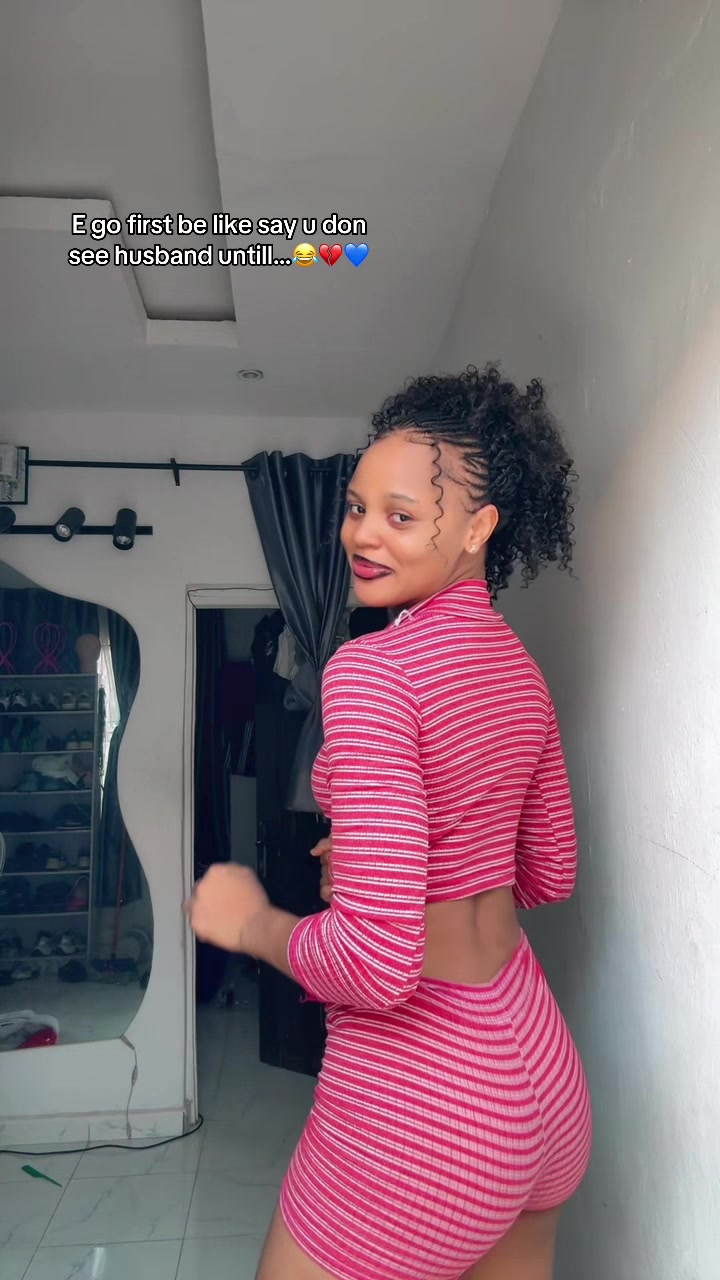 @afroblueries