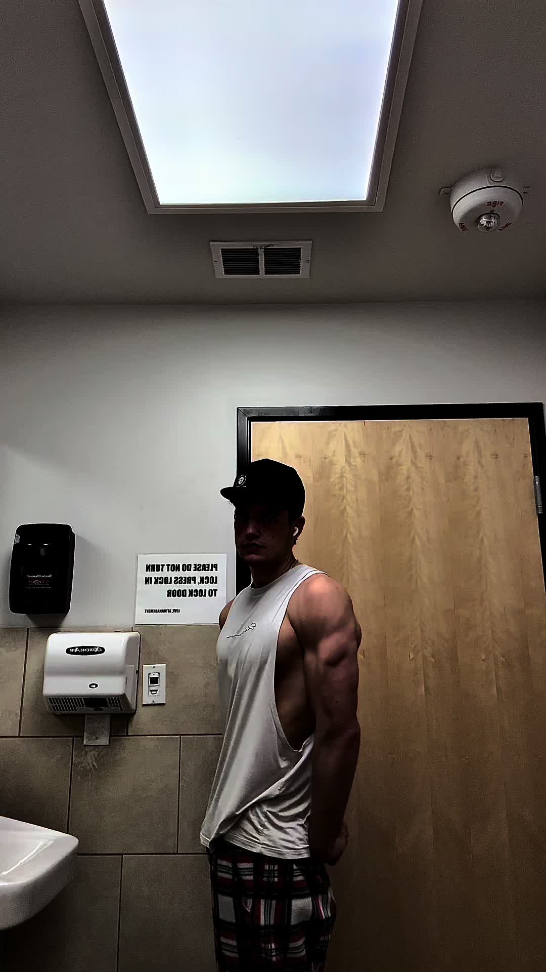@genesiskbevolution