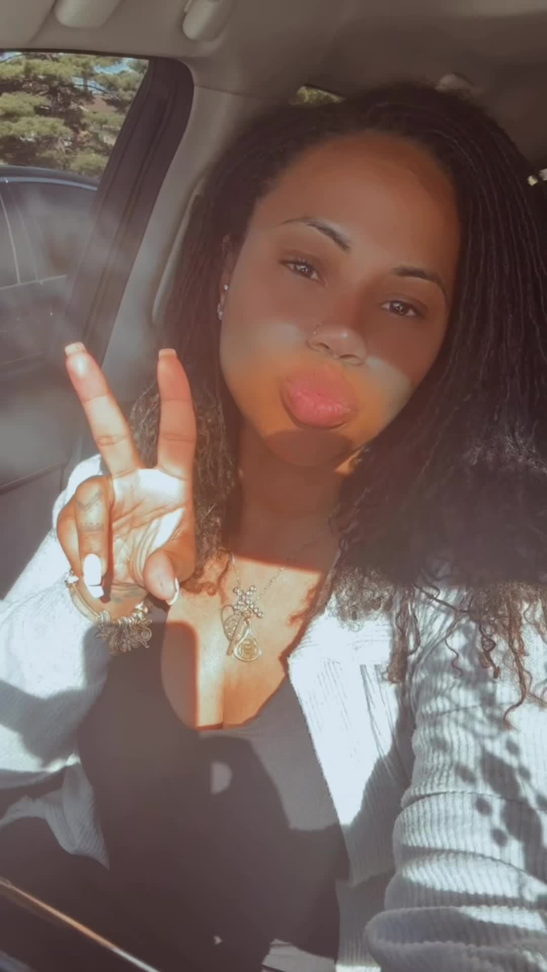 @_iamEmily