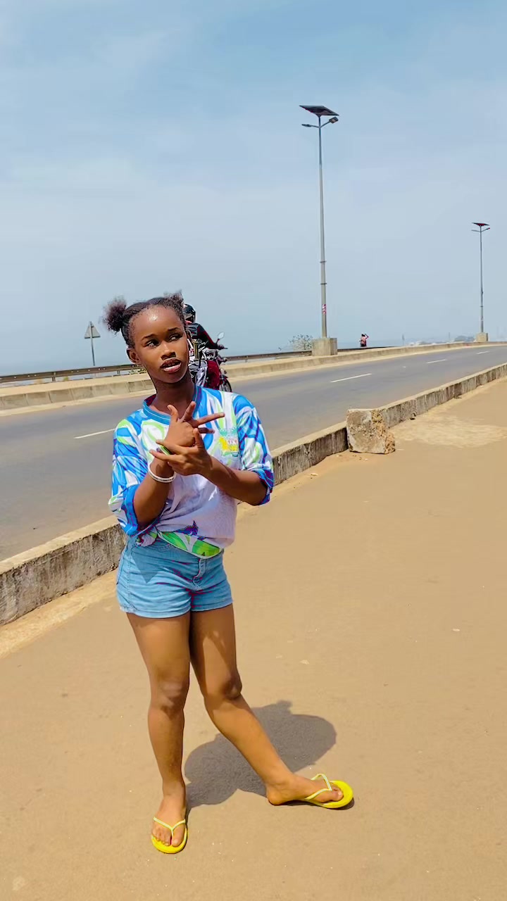 @Butterflies 🇸🇱