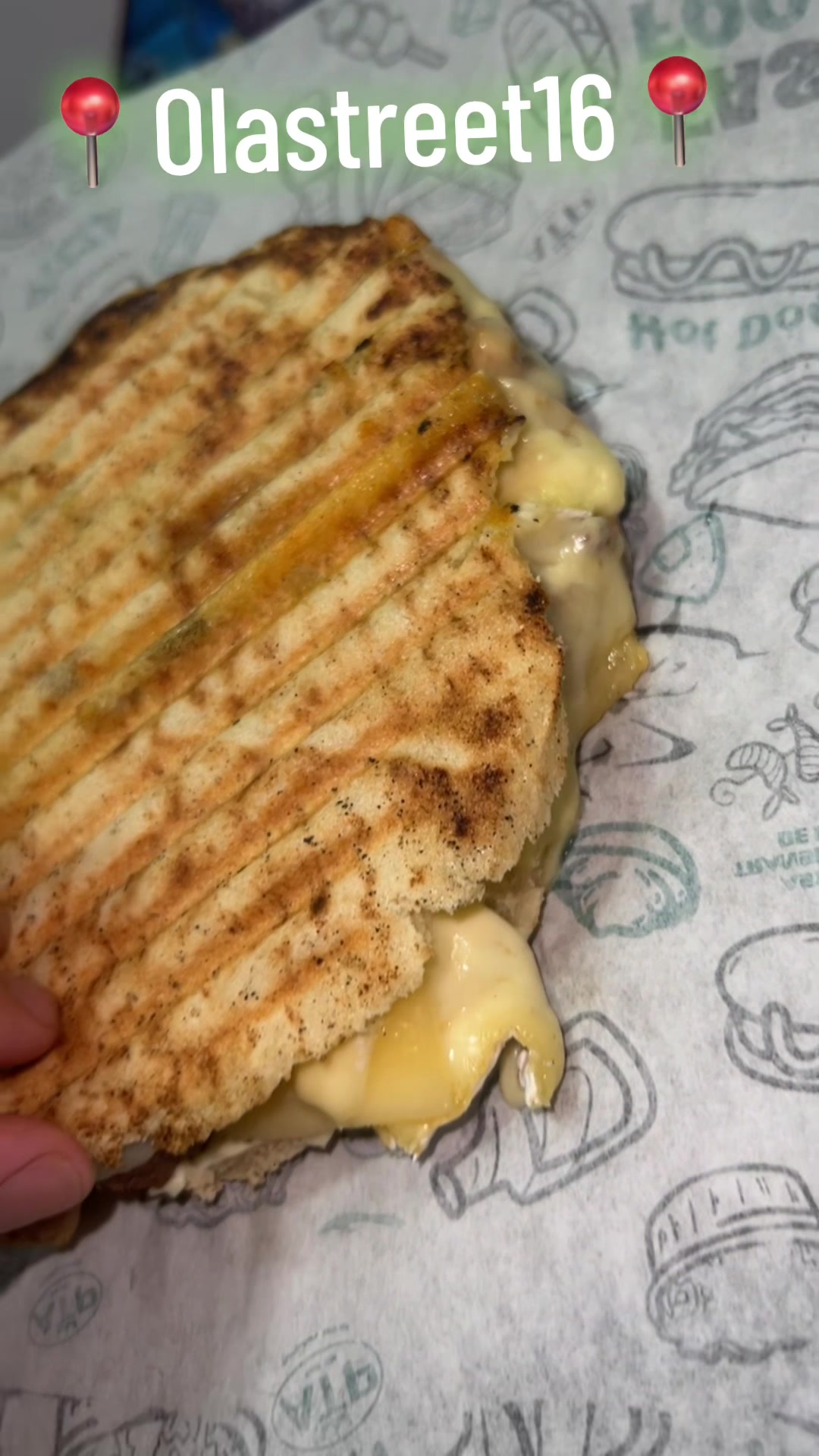 @Ola street 🧀🍔