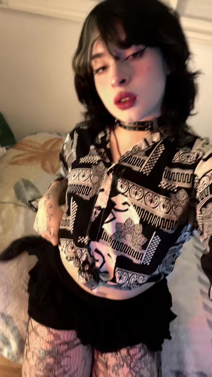 @zoe.exe 🏳️&zwj;⚧️