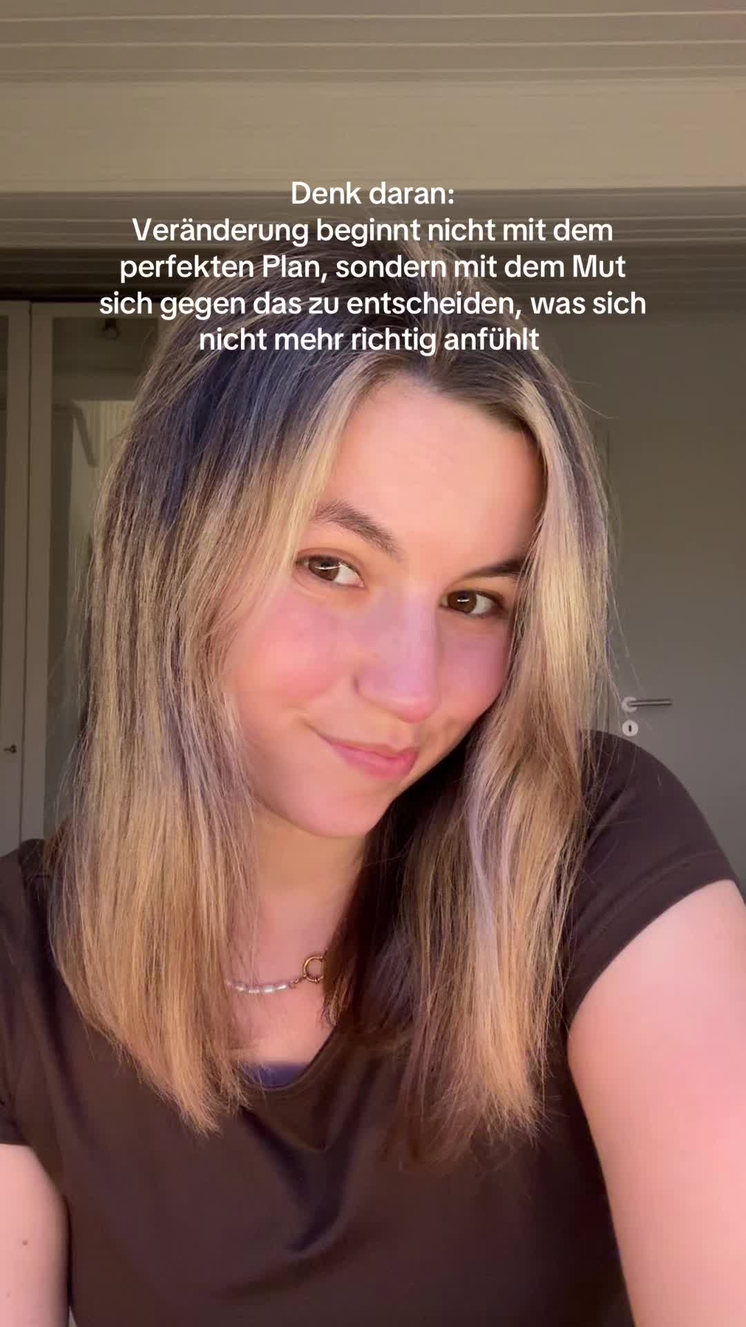 @𑣲sǝuı