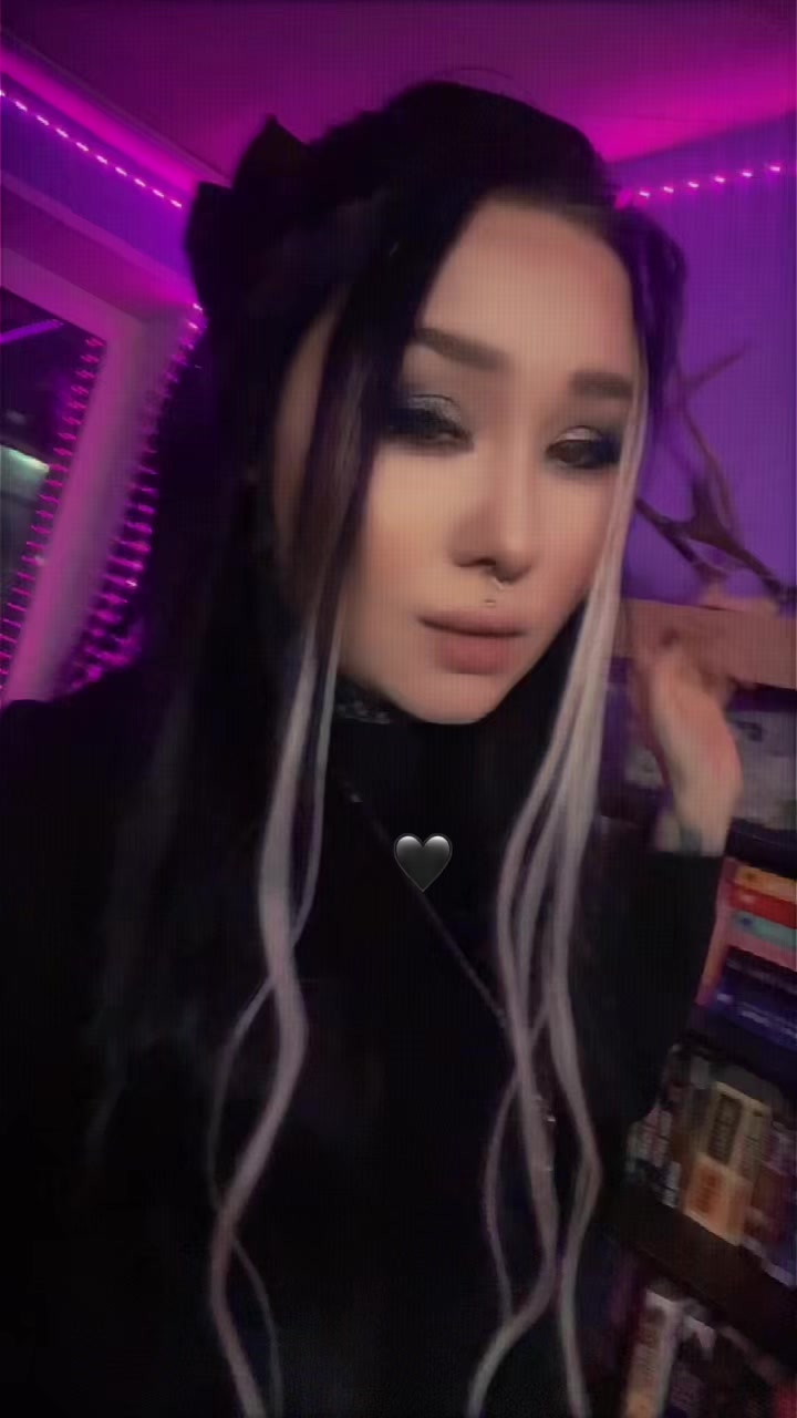 @Евдоша🖤