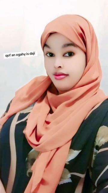 @SAAMIYA SIMAN🫅🦁🫶