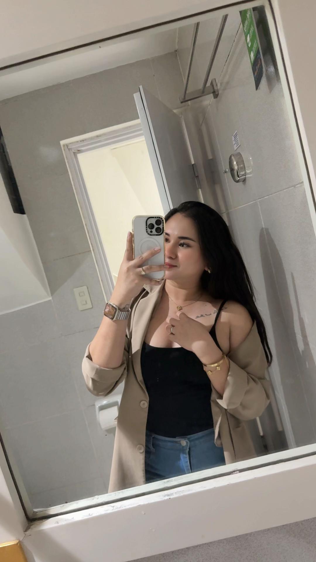 @Ashley Dame Guantia ᥫ᭡