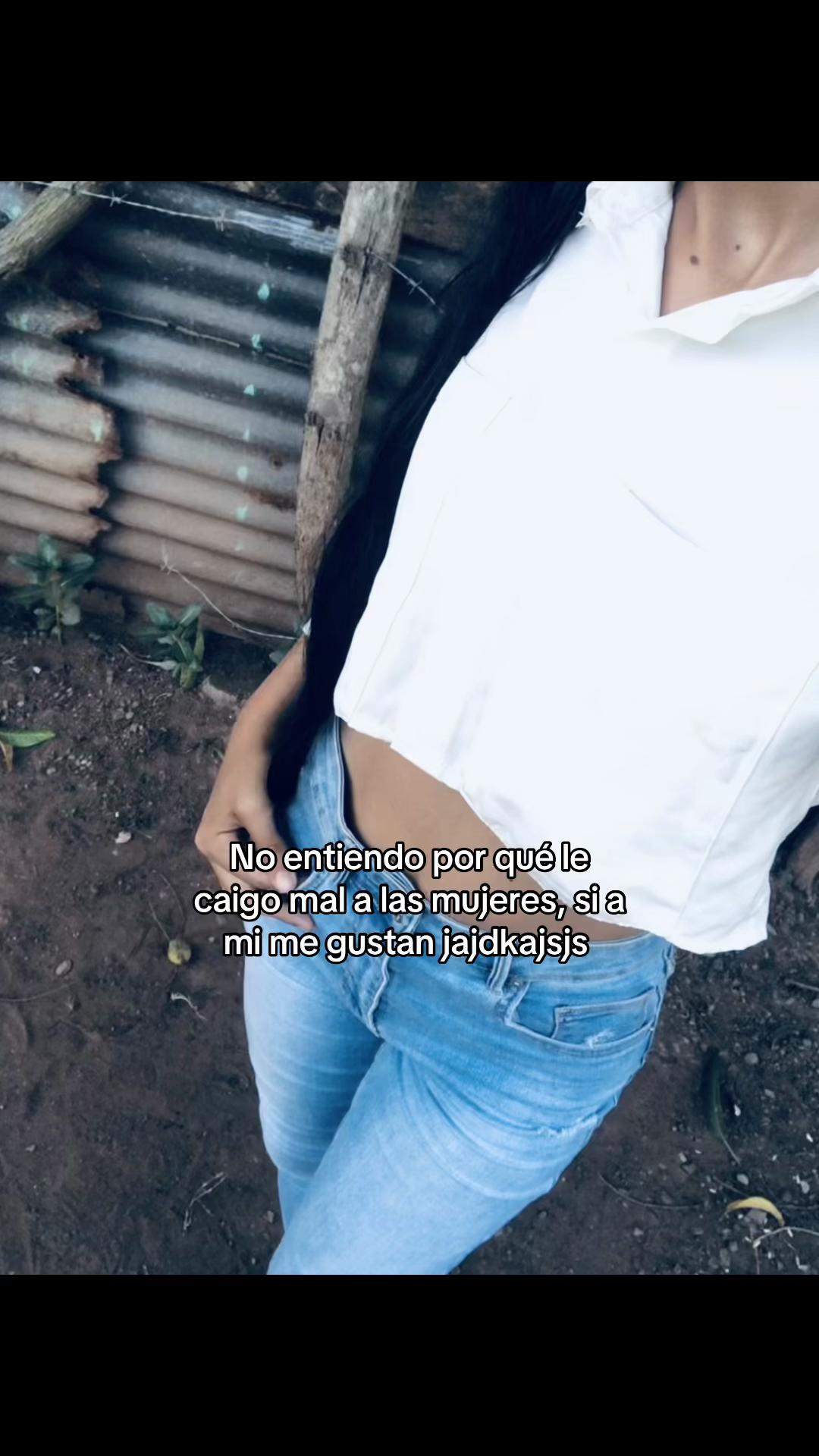 @𝓔𝓶𝓮𝓵𝔂🦦🍒
