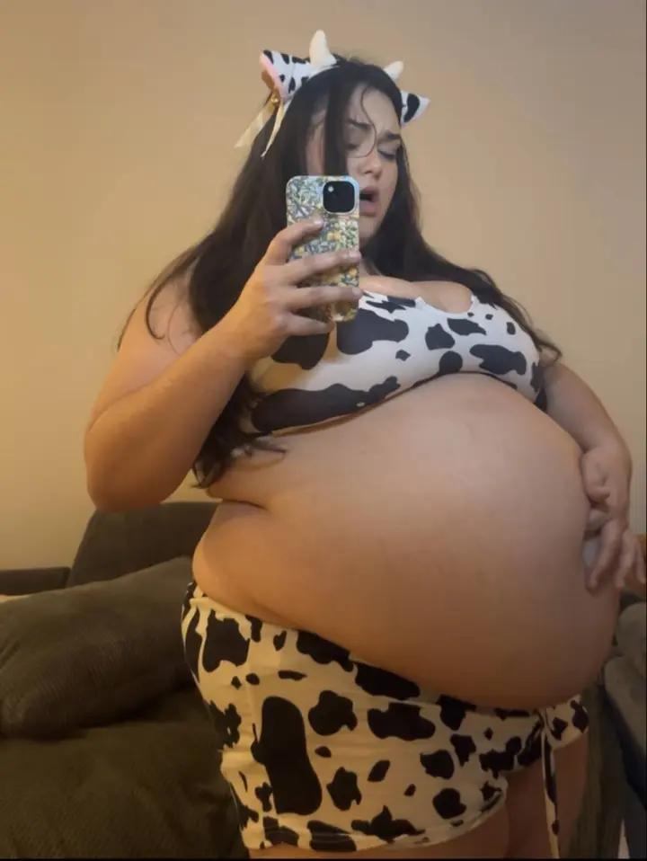 @Feederism Queen