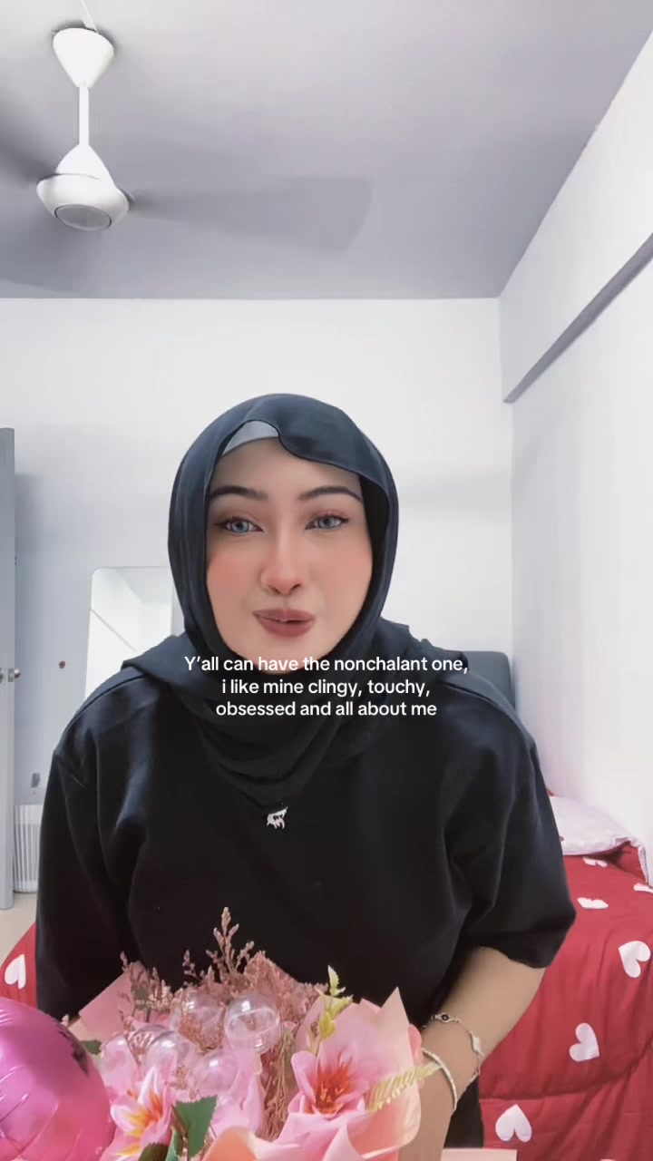 @bukanFatin