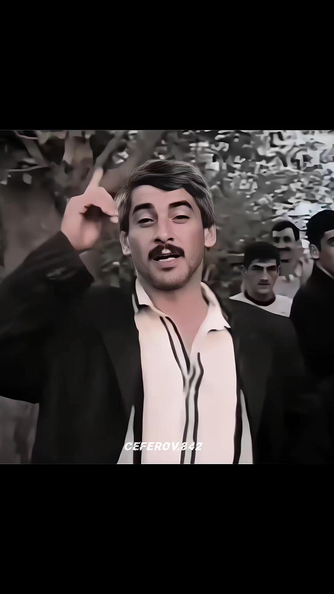 @𝙃𝙞𝙡𝙖𝙡 𝘾𝙚𝙛𝙚𝙧𝙤𝙫