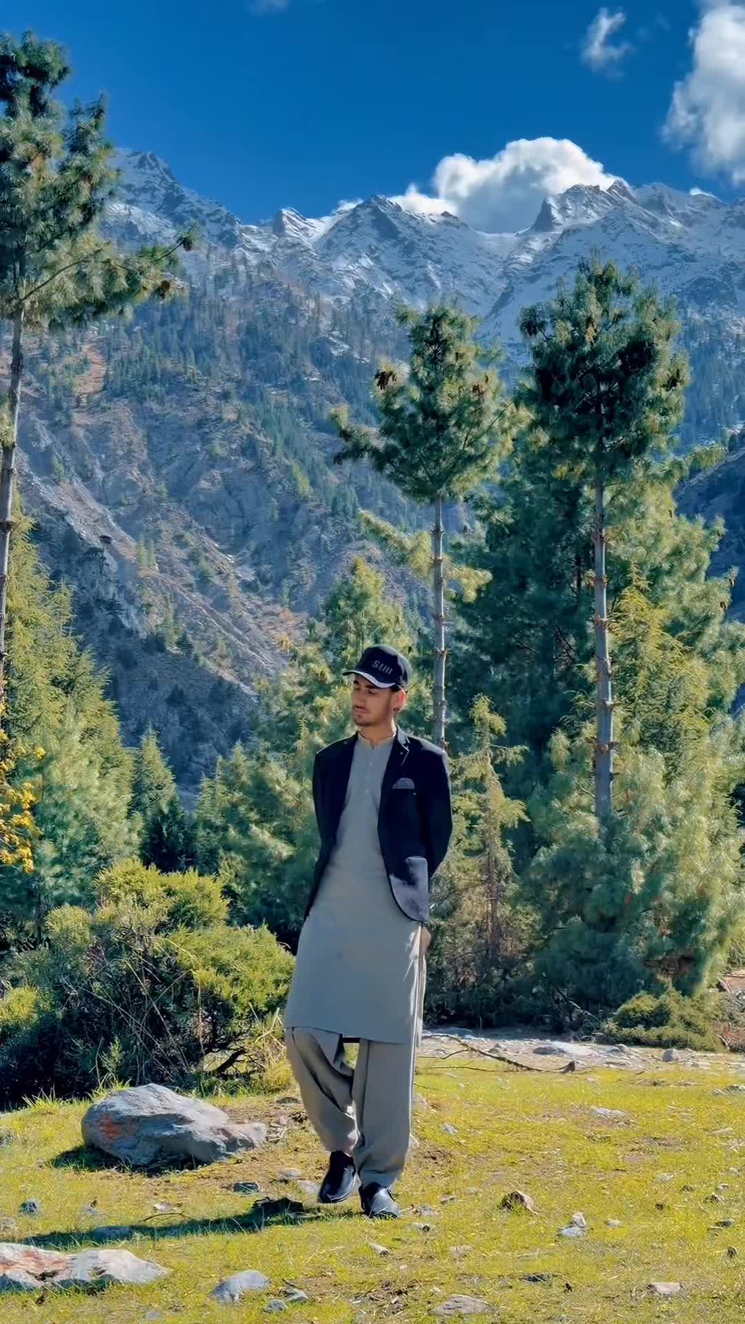 @𝓈𝓎𝑒𝒹 R͟i͟a͟z͟uddi𝖓⛰️