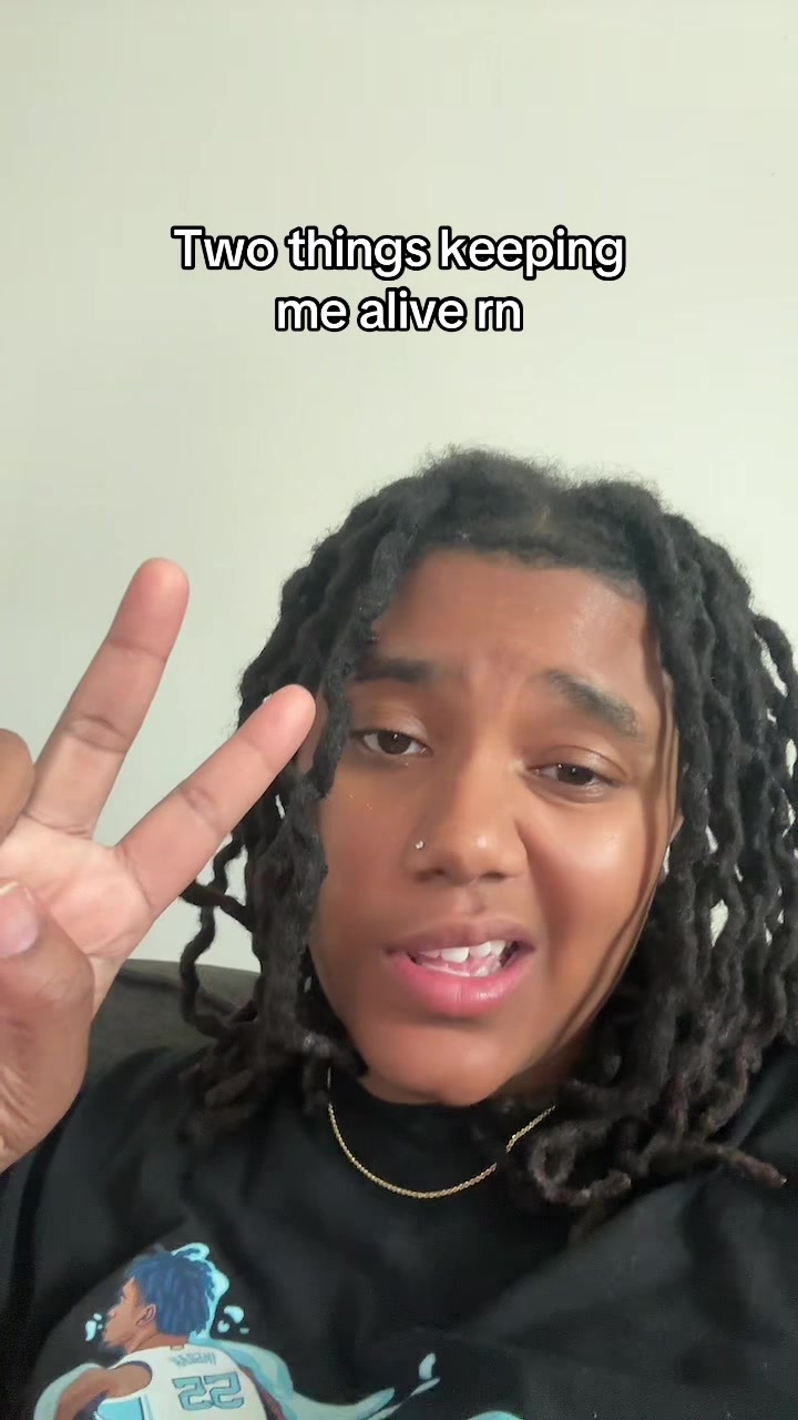 @T