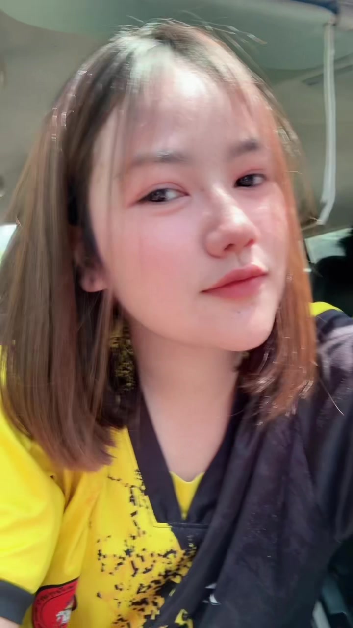 @พลอย