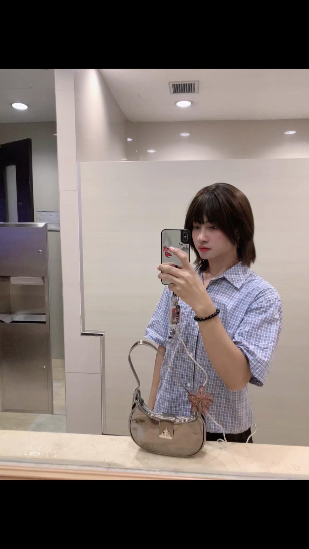 @๐
๐ป