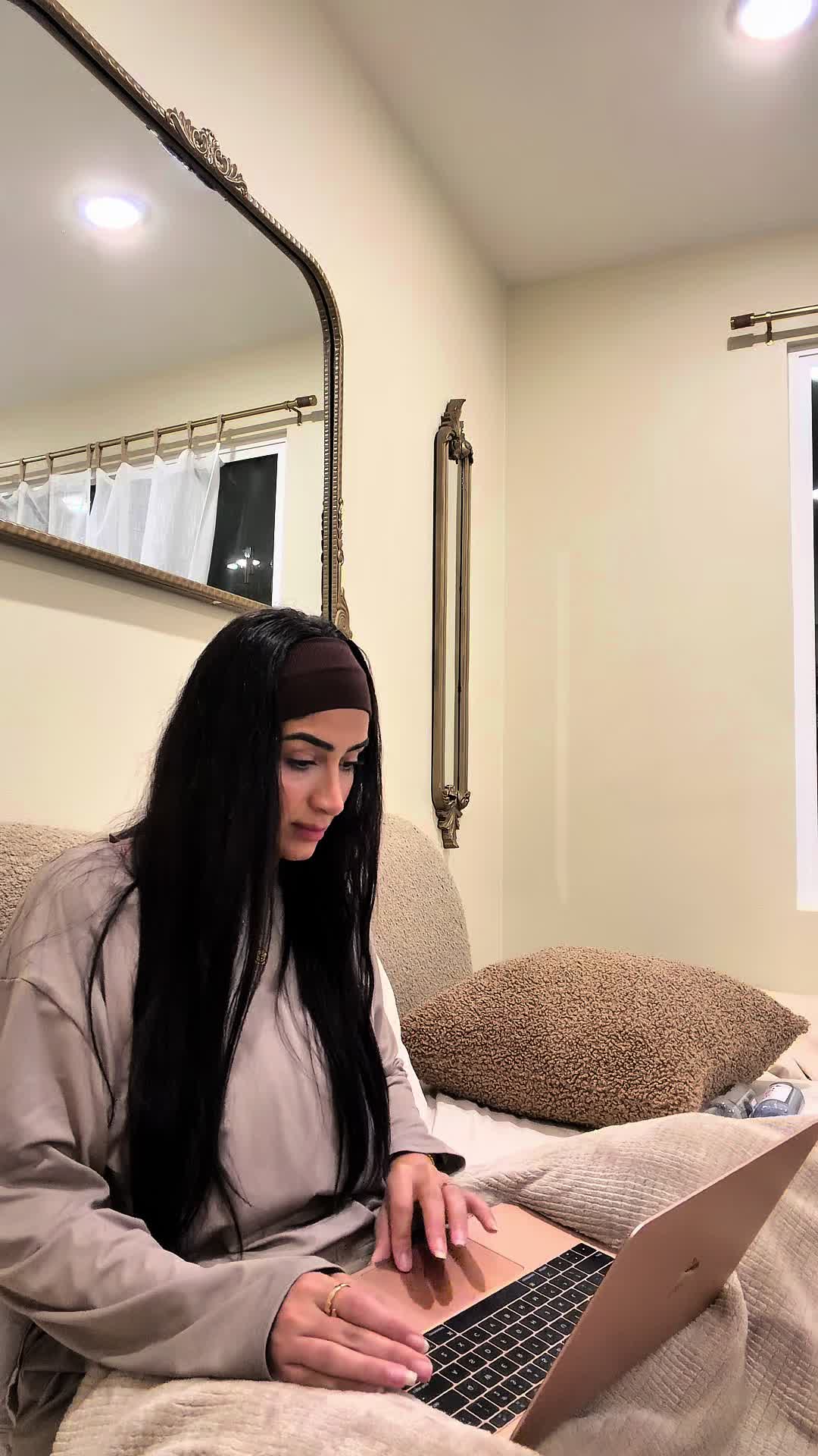 @lindafurrha1