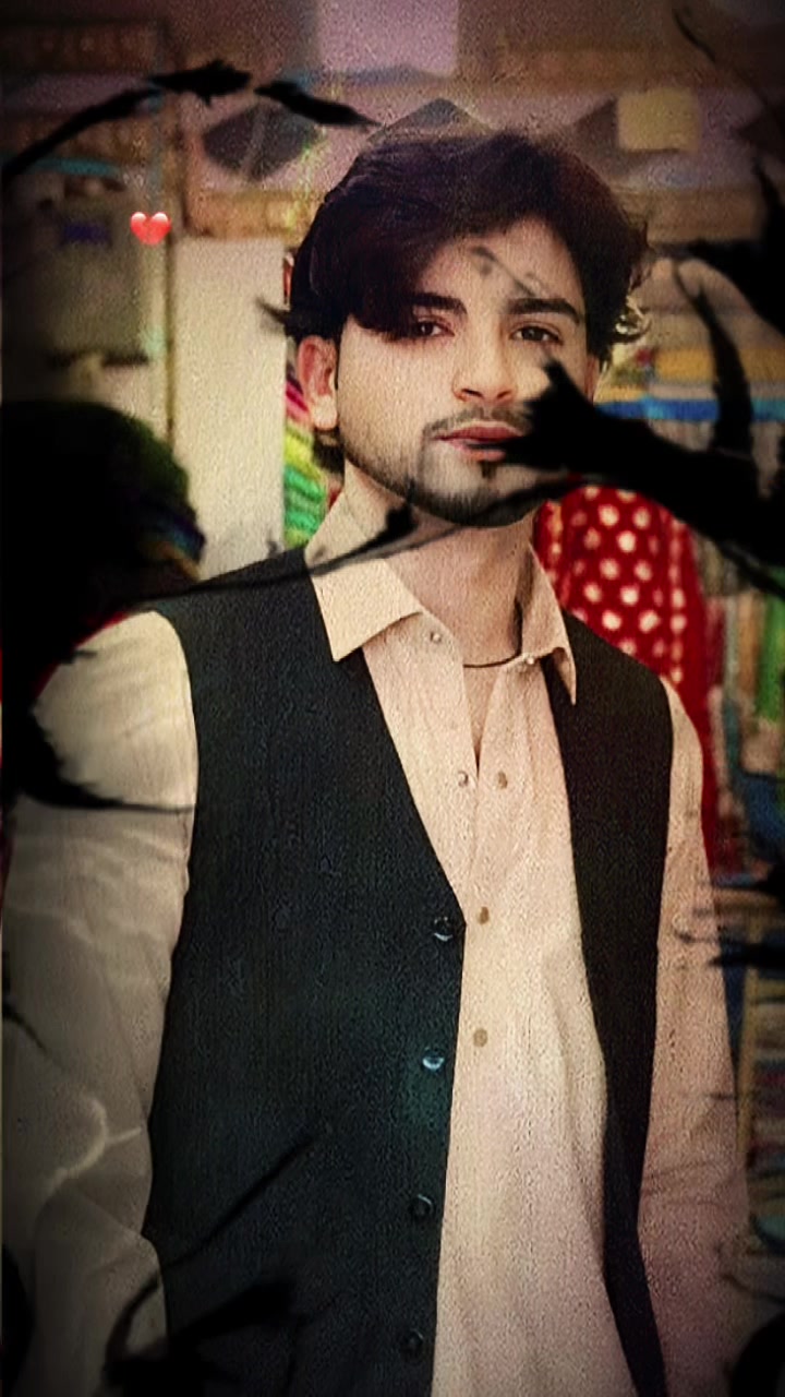 @🖤🥹 KaلEeM_ ᴀɢʜᴀ