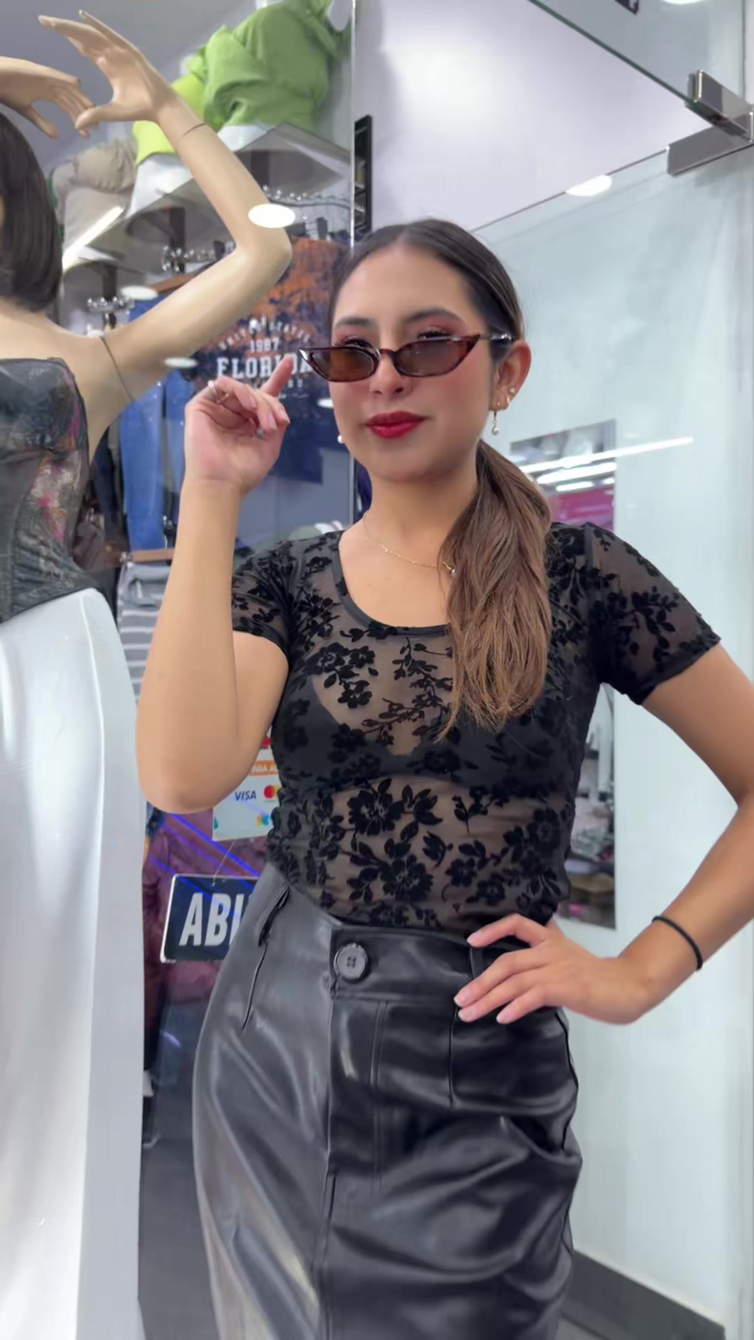 @Andrea&rsquo;s Fashion Oruro