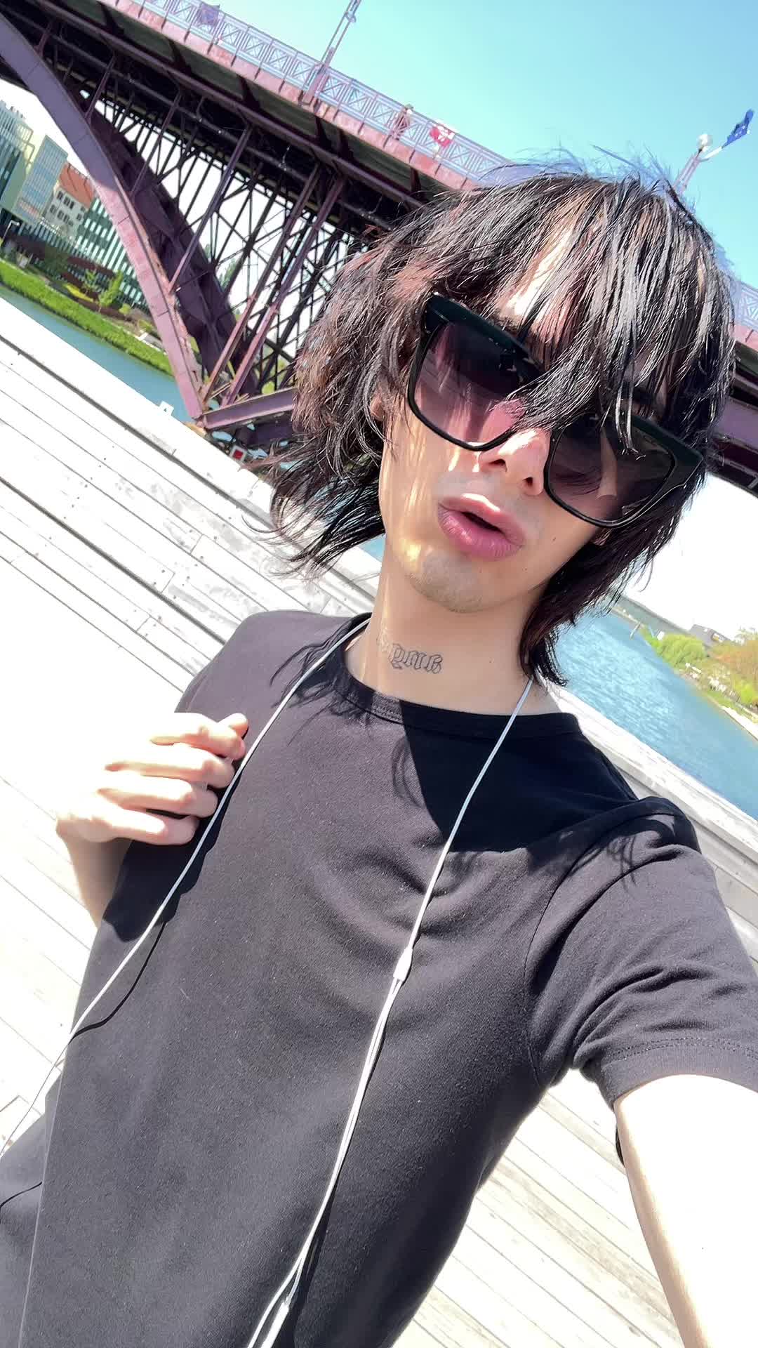 @goddavien