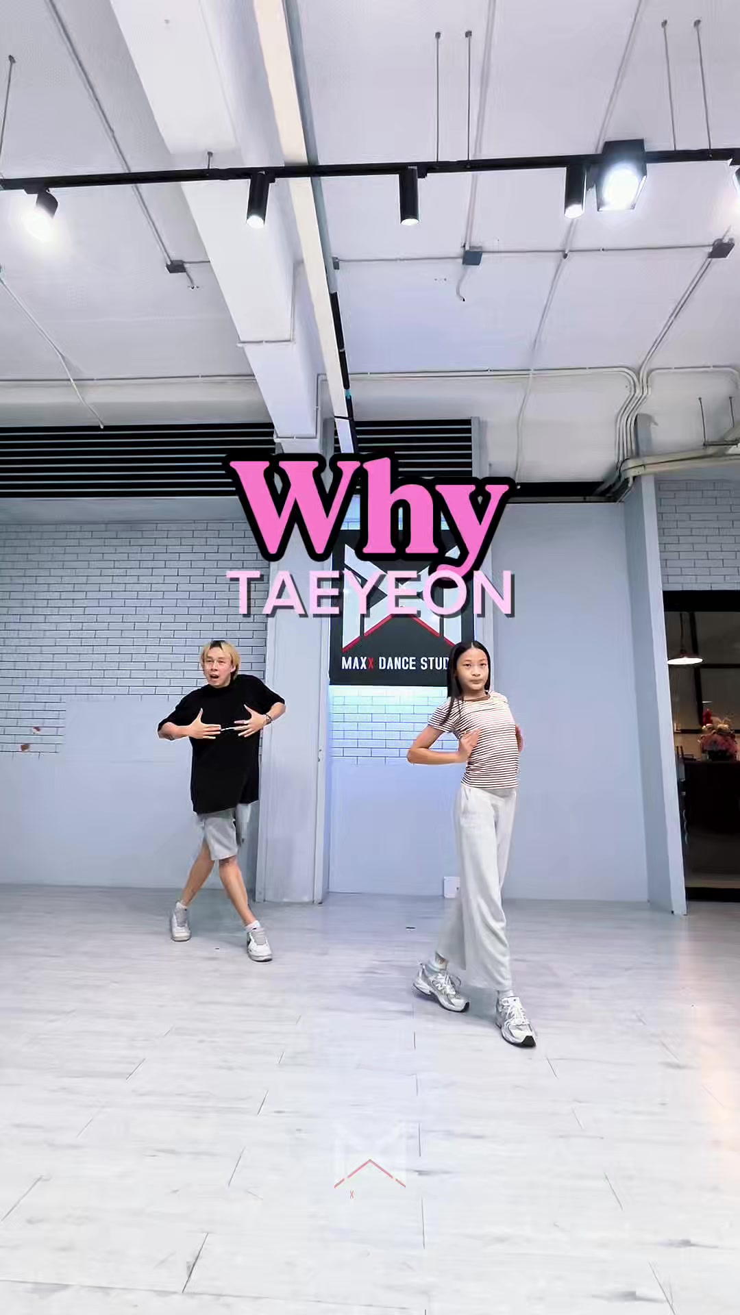 @MAXXDANCESTUDIO