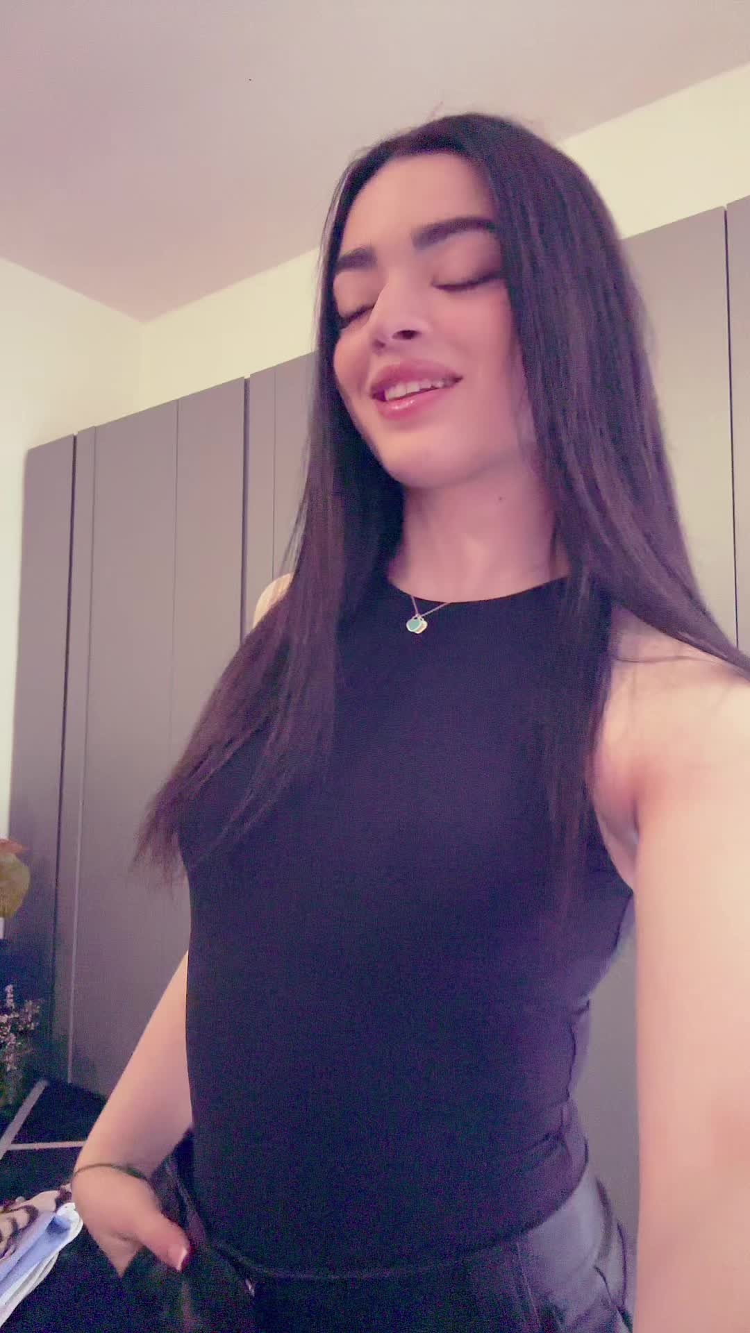 @𝐜𝐞𝐥𝐞𝐬𝐭𝐞𝐟𝐞𝐫𝐫𝐞𝐫𝐨😽