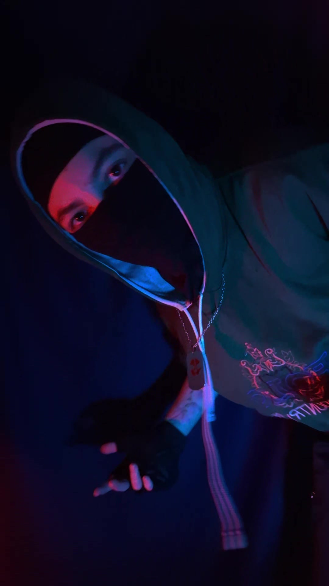 @𝖘𝖍𝖆𝖉𝖔𝖜