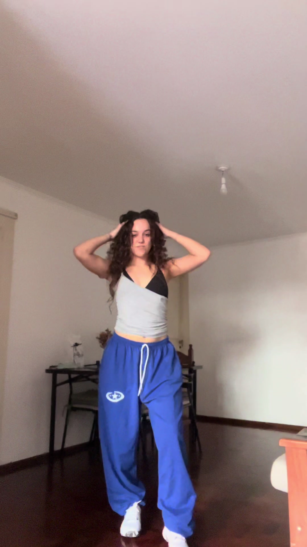 @Micuu_