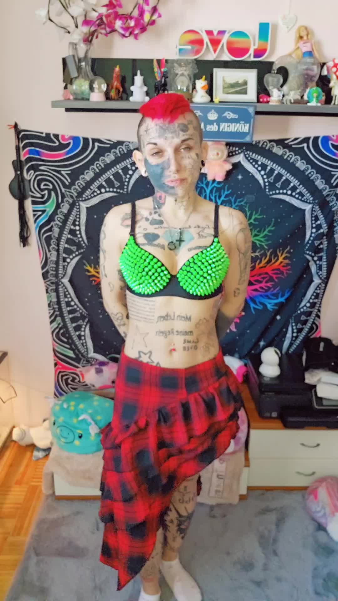@InkedUnicorn