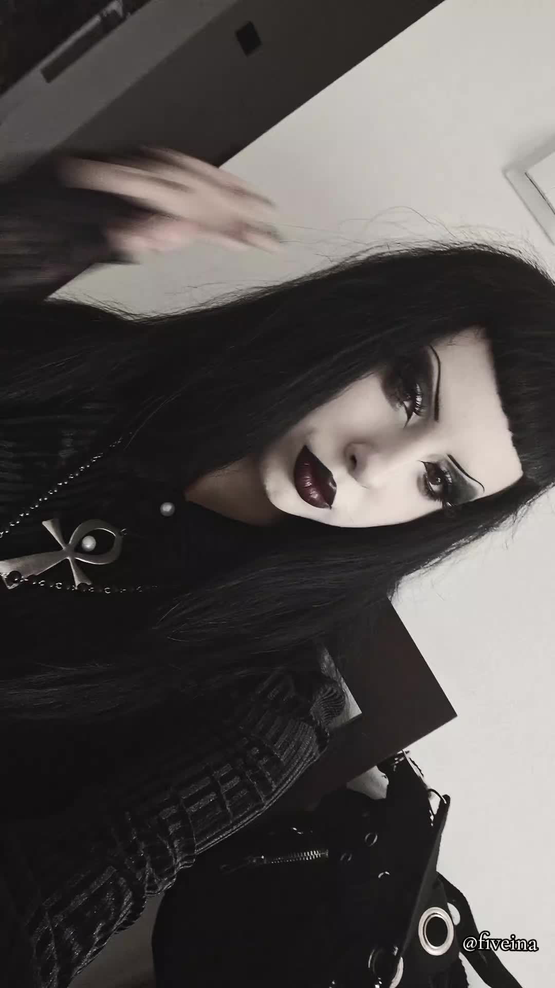 @𝕸𝖆𝖏𝖆 🕯