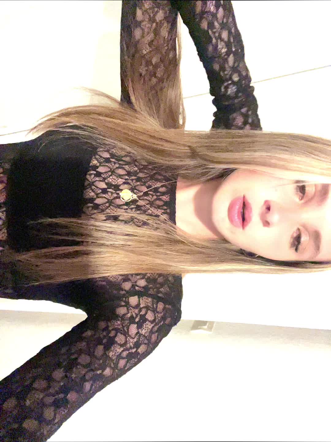 @Candice