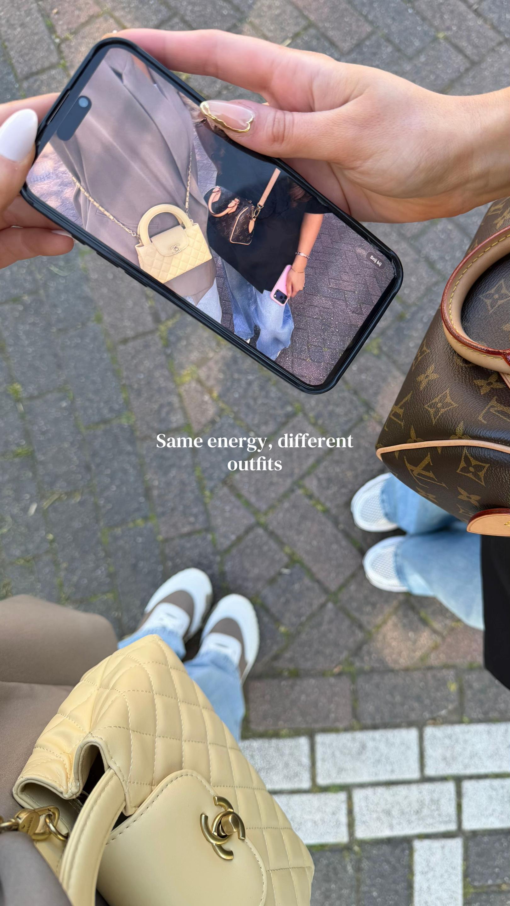 @𝐉𝐌 𝐠𝐥𝐨𝐰