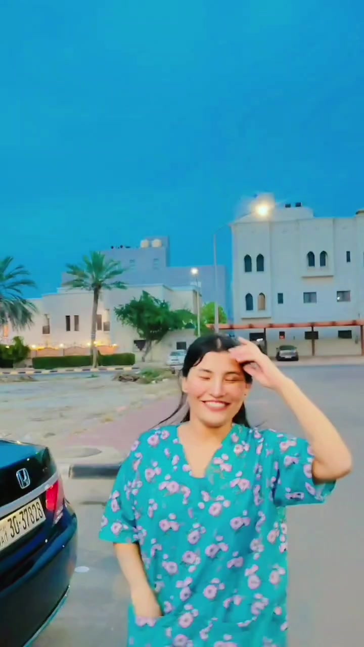 @🦋LaXmIThEeNg💫