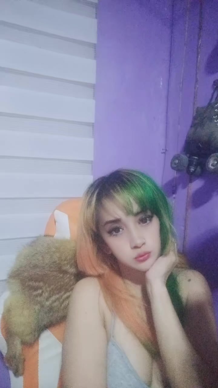 @C&ouml;c&ograve; girl