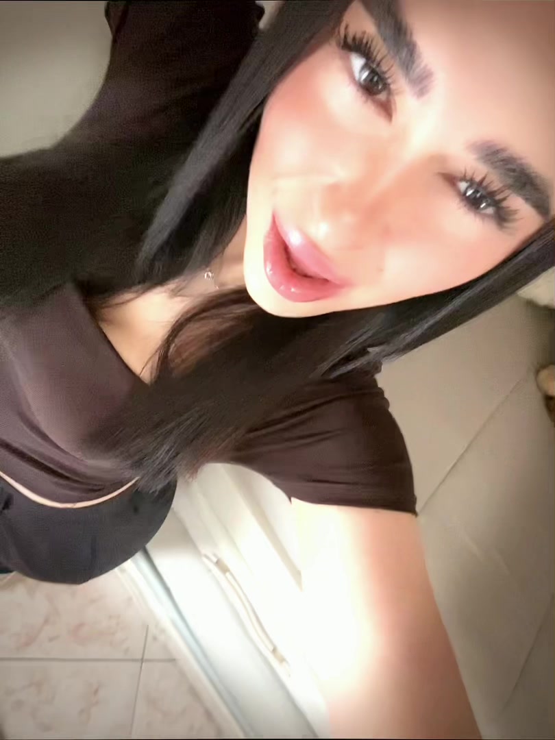 @Rosy🪩⭐️🦩