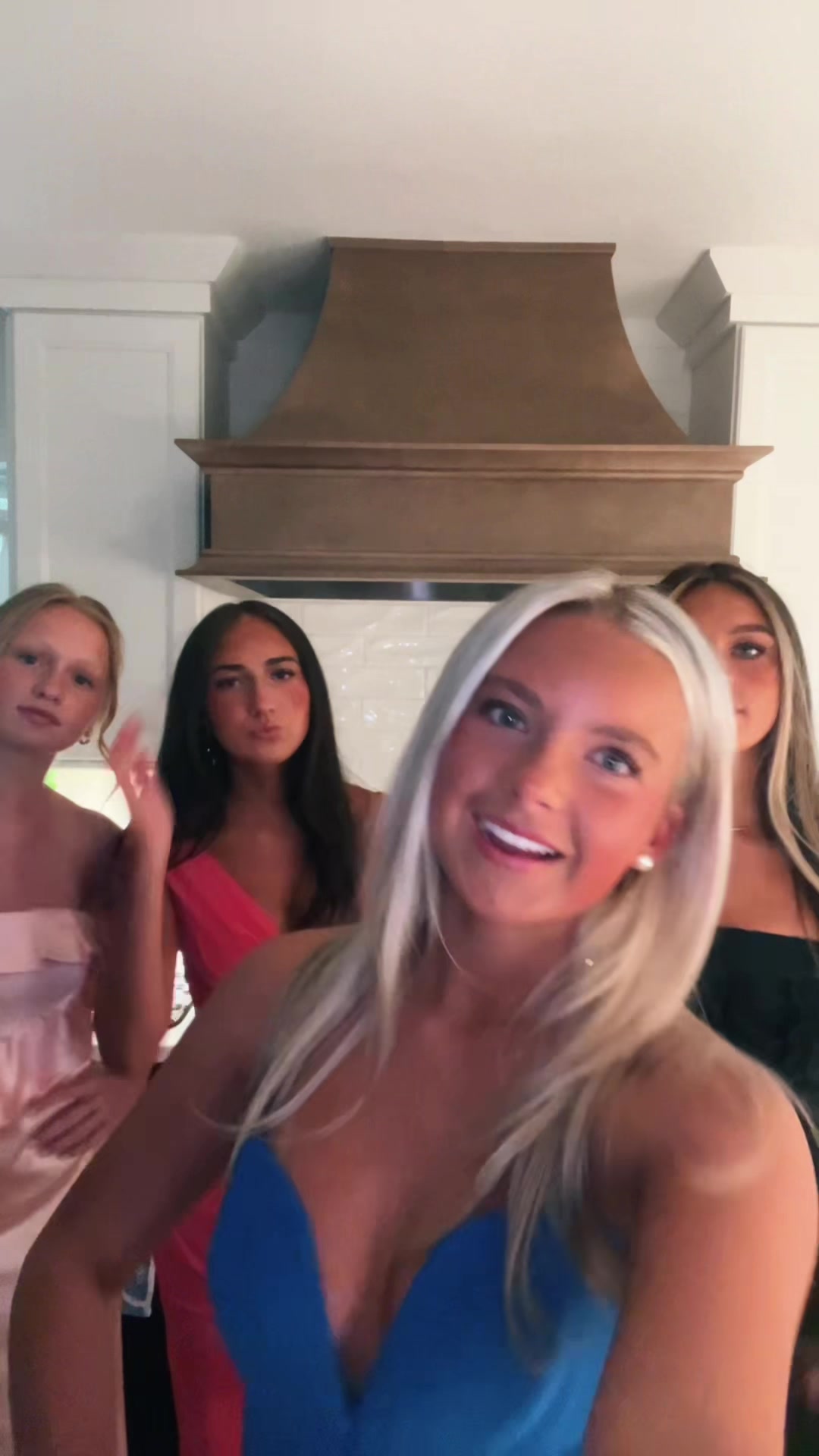@caroline