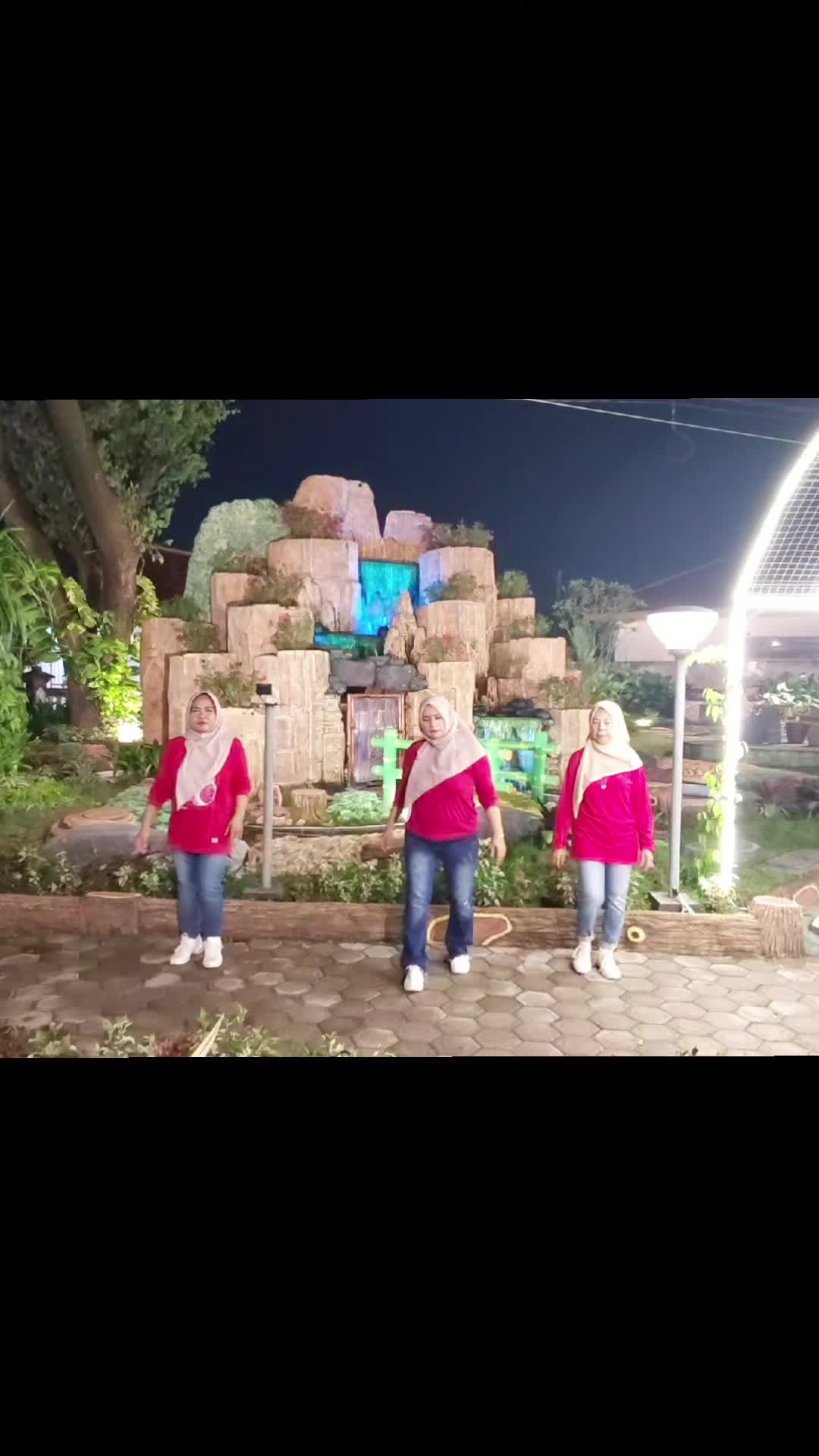 @Ratna Dentist_kediri