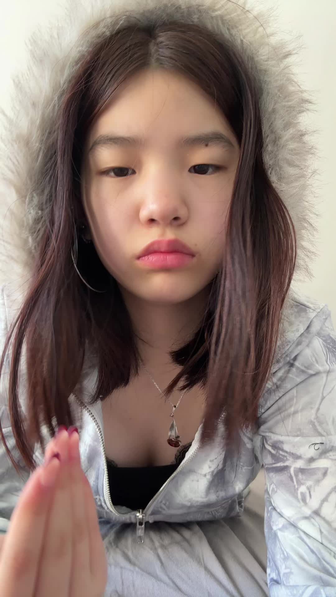 @Julliz