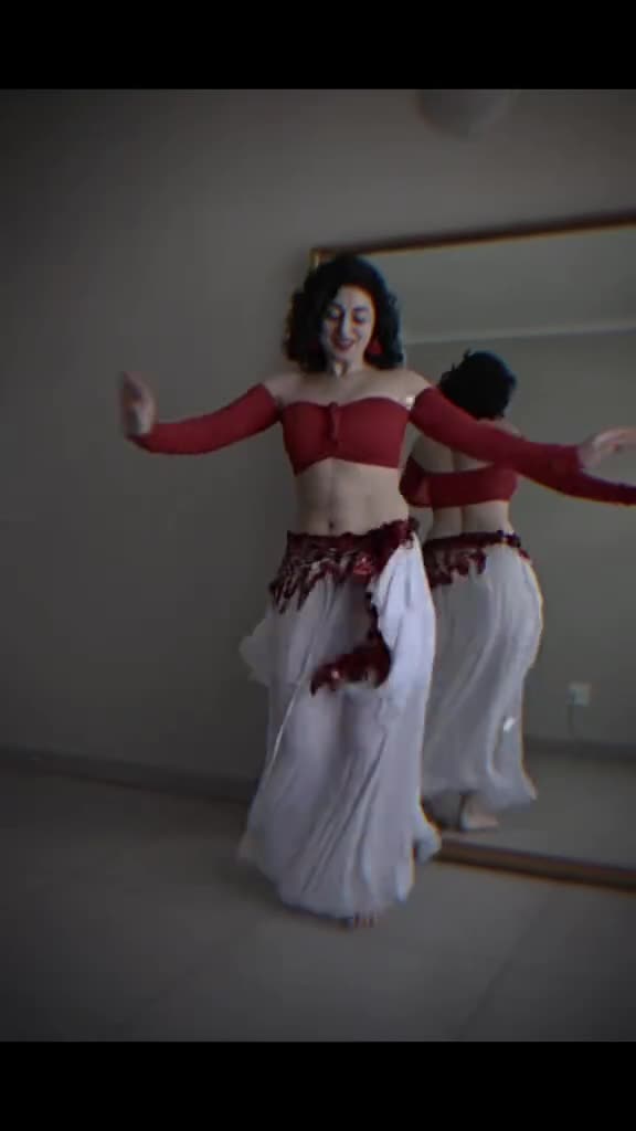 @𝓗𝓸𝓽 𝓓𝓪𝓷𝓬𝓮 💃