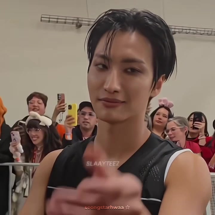 @𝗌𝗁𝖺𝖿 𝗁𝗐𝖺 ★
