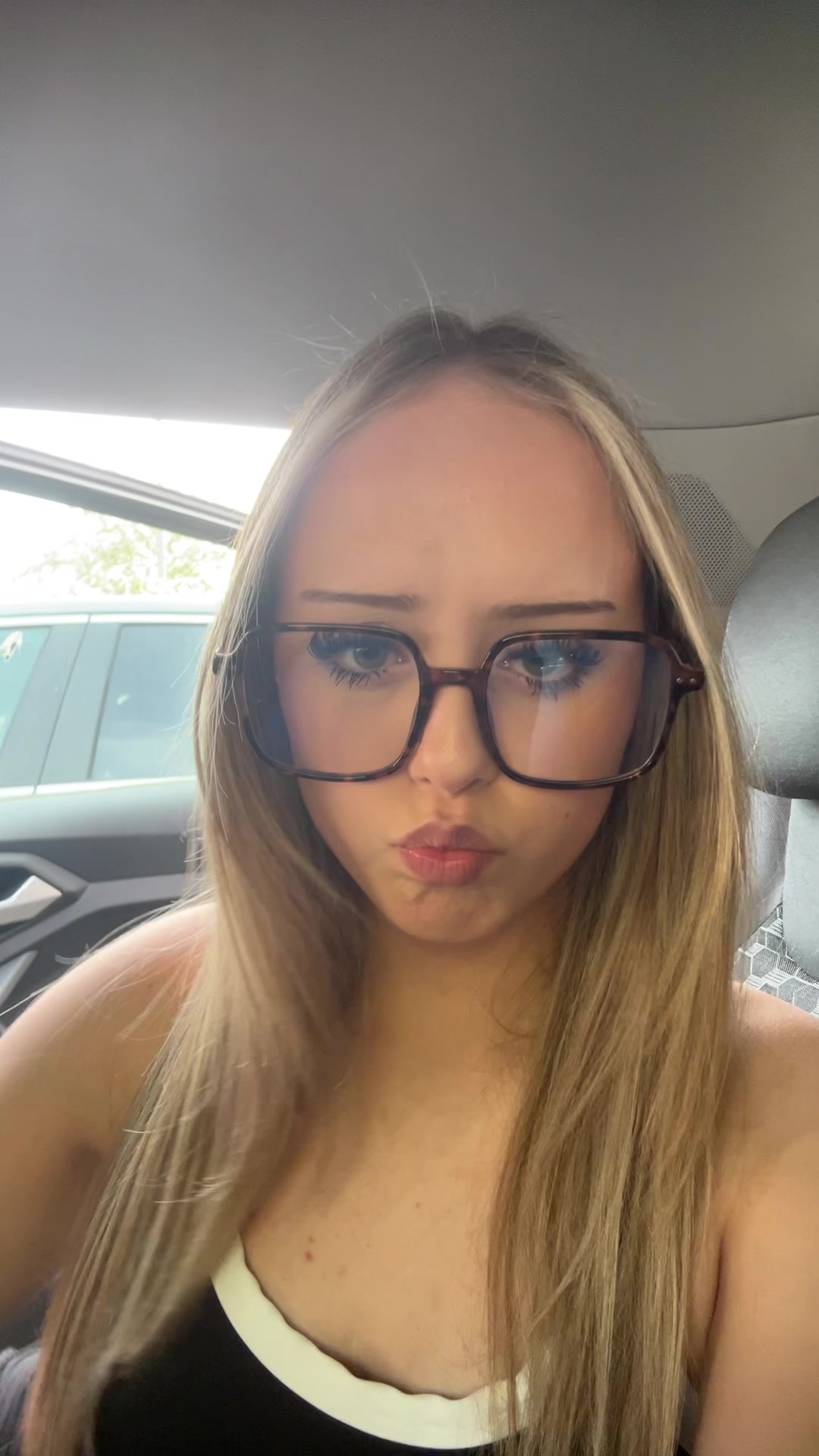 @𝓼𝓴𝔂𝓵𝓪