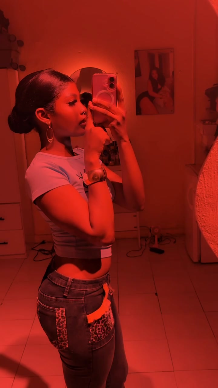 @LifeWithDee🌸