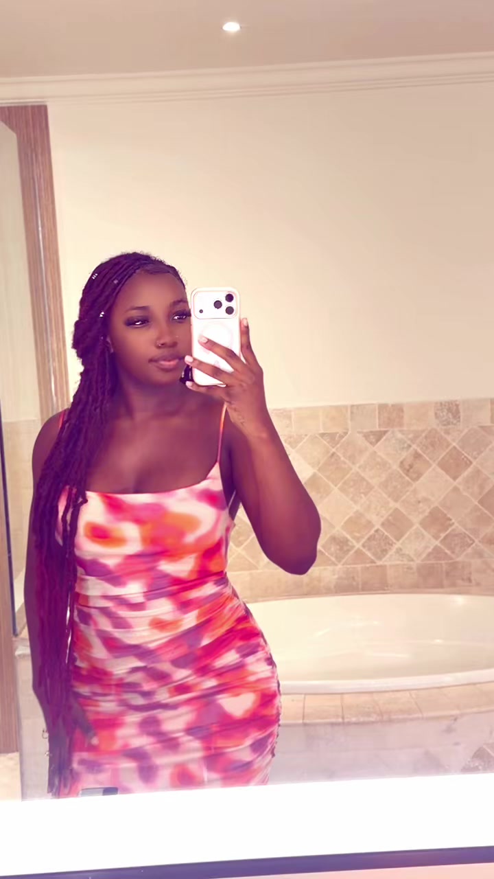 @Neisha.🇧🇧🦋