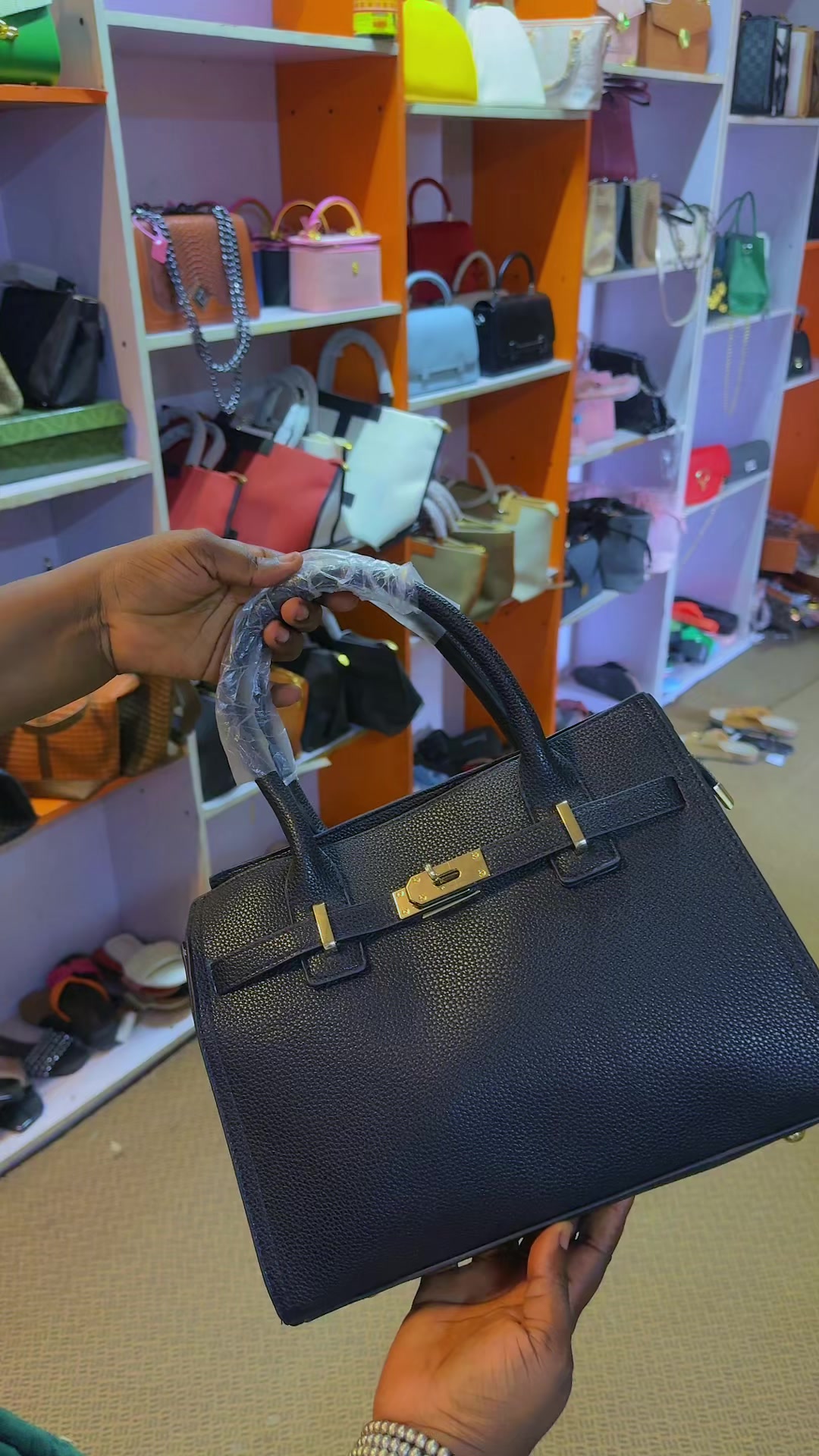 @everythingfashionitem1