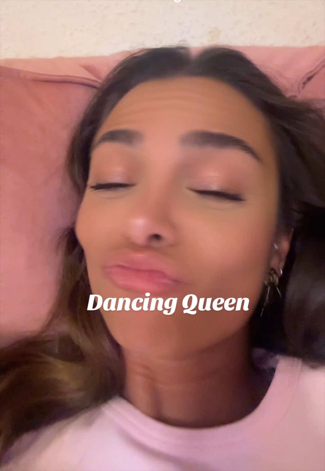 @BIENENK&Ouml;NIGIN🐝