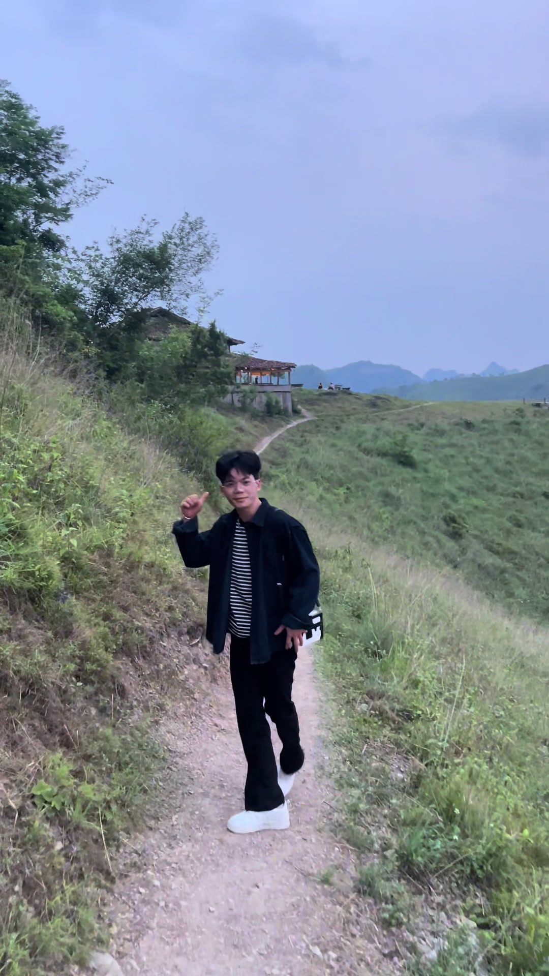 @Kh&aacute;nh Dii 🇻🇳 谭庆唯🇨🇳