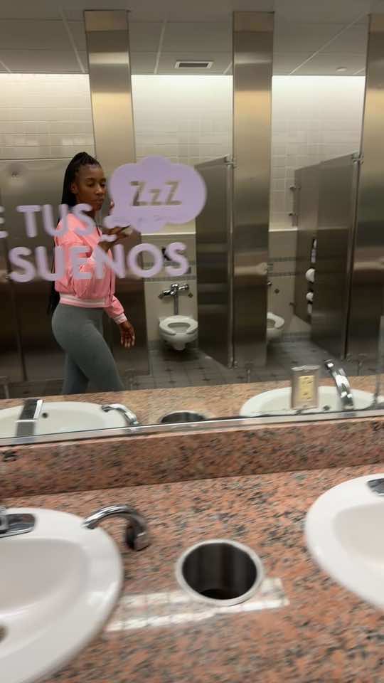 @I&rsquo;m.Her_Marche