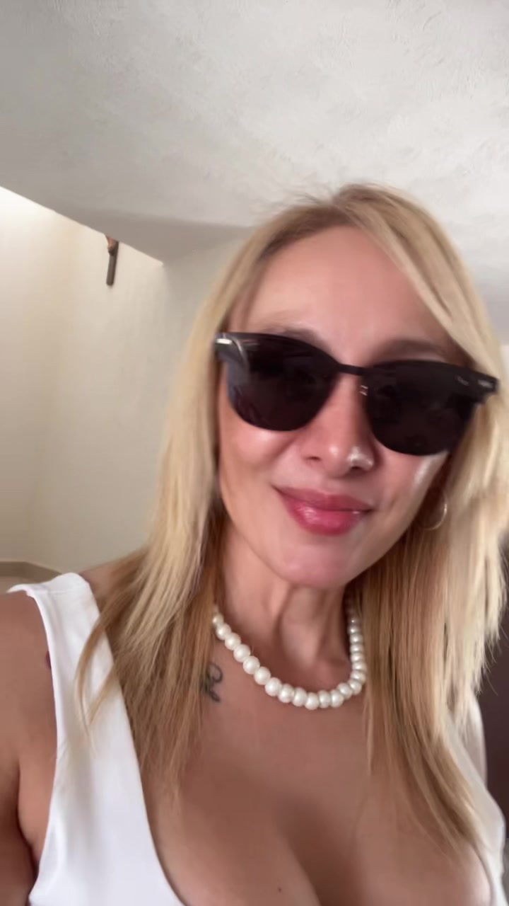 @Mom💎