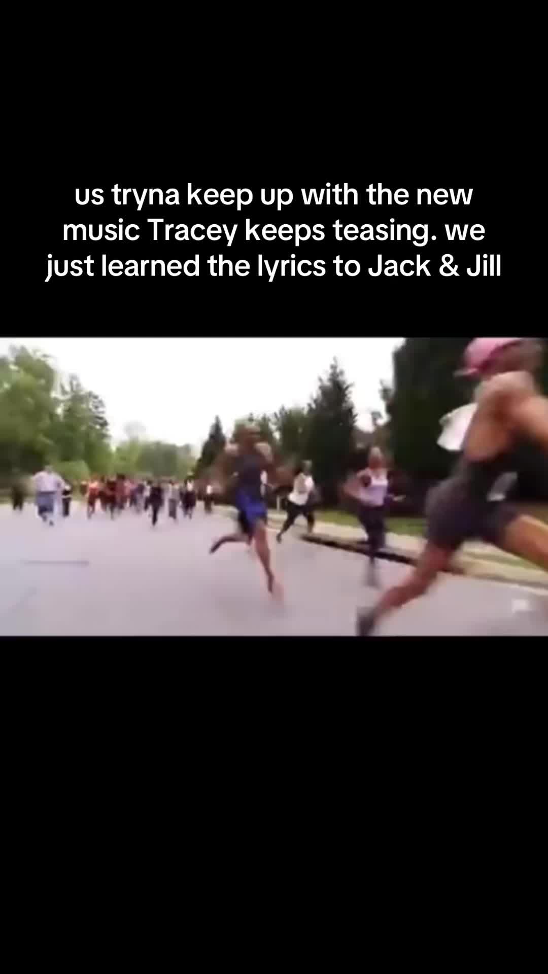 @traceythe1_