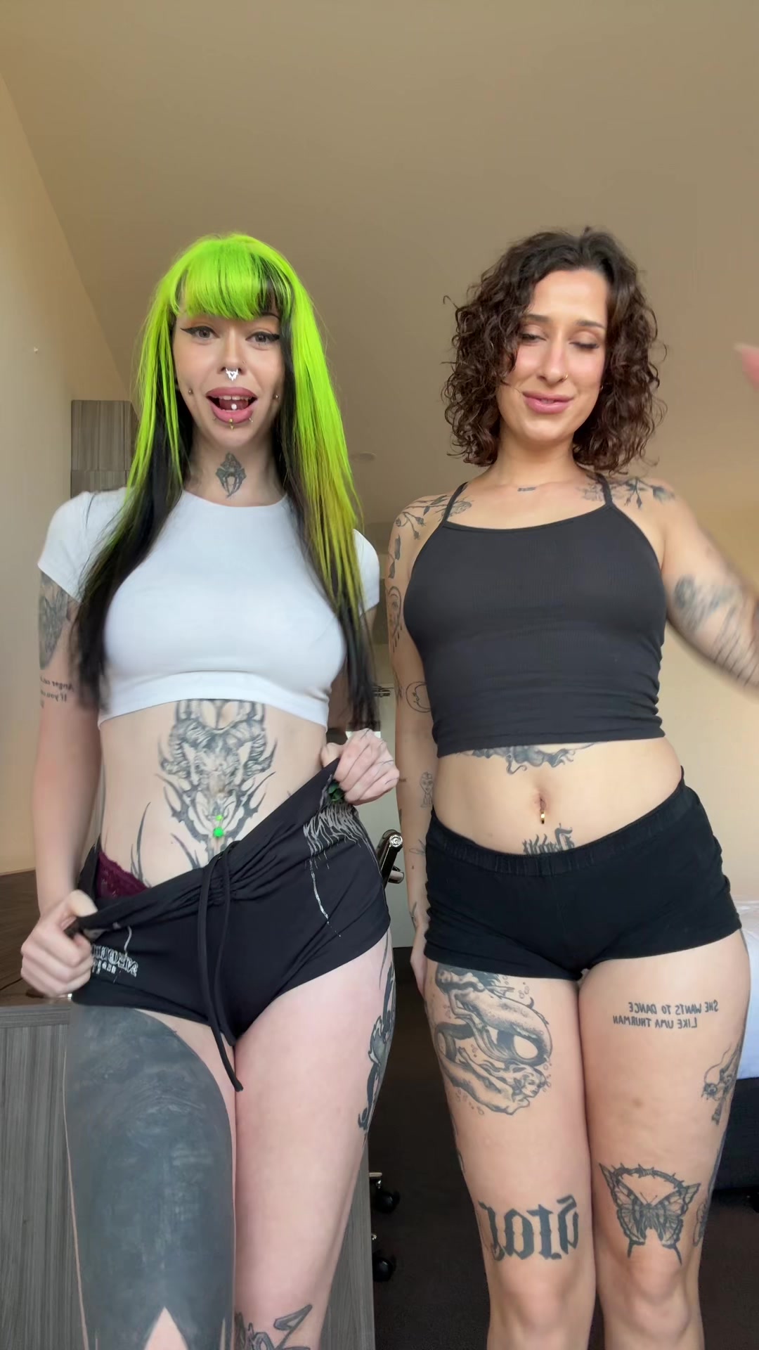 @LivingSkullz 🖤
